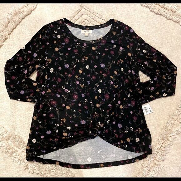 Style & Co Top - Picture 2 of 7